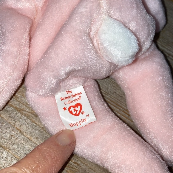 TY Beanie Baby “Origiinal” Hoppity the pink rabbit - Picture 7 of 9